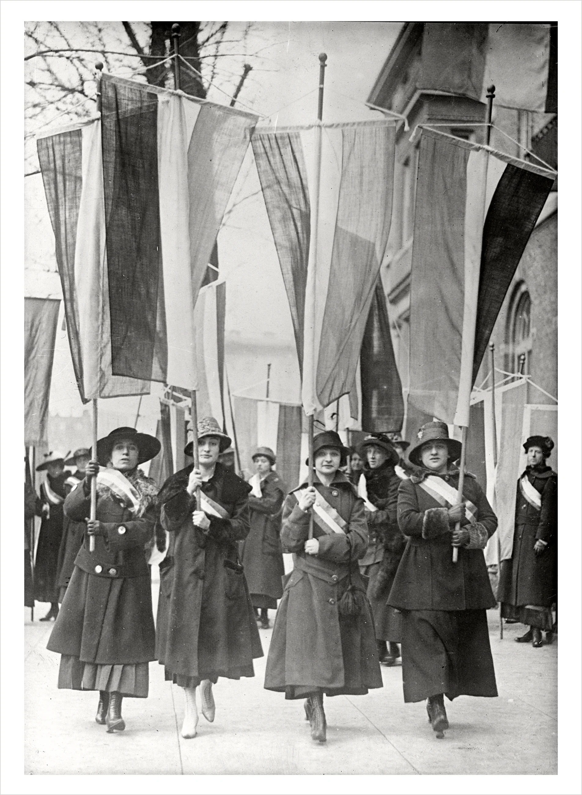 Votes for Women! The Suffrage Movement Book of Postcards - Image 5
